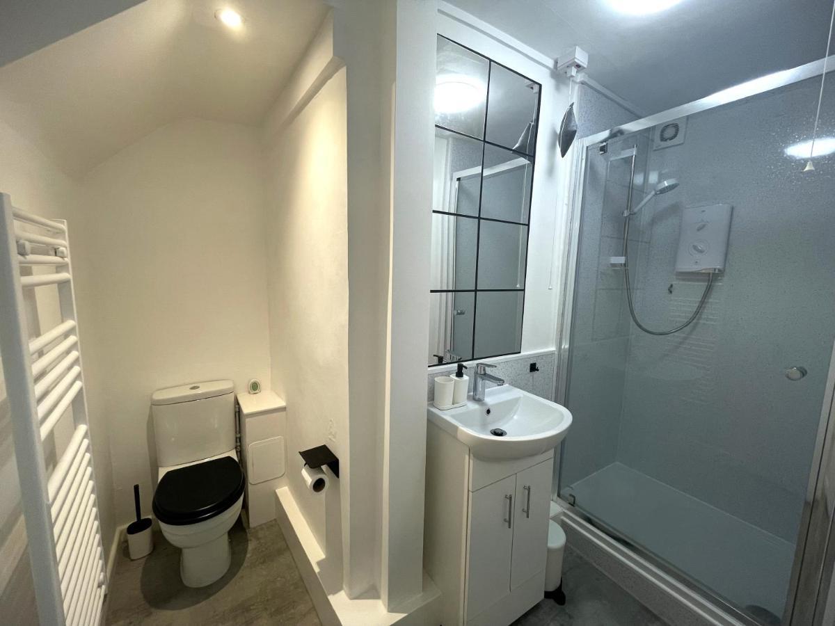 Modern Studio Apartment; 10Min Walk To Town & Quay Exeter Exterior foto
